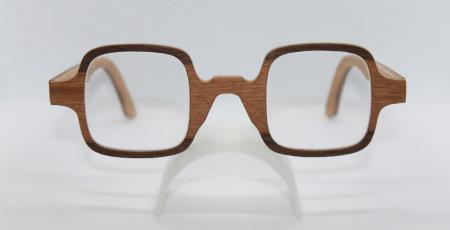 Cycas - Des lunettes exceptionnelles grâce a un défaut du bois.